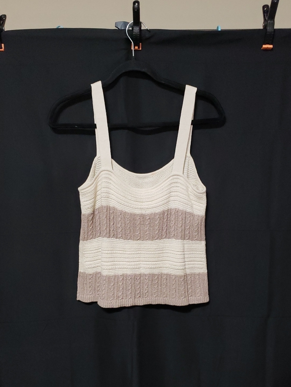 Splendid Nicola Sweater Tank Top In A Cream And Tan Color. Size: Small - Picture 4 of 9